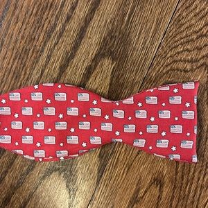 Vineyard Vines American Flag Boston